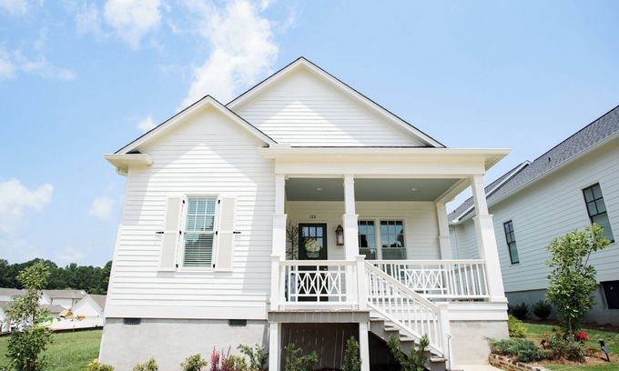 Oxford House | New construction Shotgun Home within walking distance to Historic Oxford Square