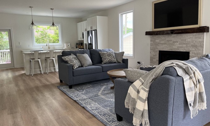 Lakeside House | NEW cottage in Lakeside Chautauqua, OH Sleeps 12, 3BR 2.5 Bath