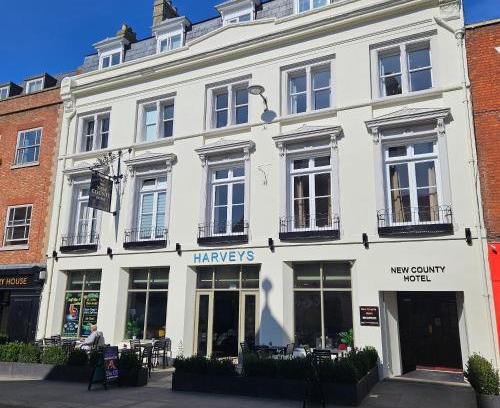 Gloucester Hotel | New County Hotel & Serviced Apartments by RoomsBooked
