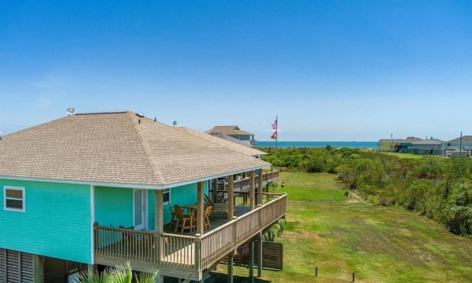 Port Bolivar House | New Crystal Beach Luxe Oceanview