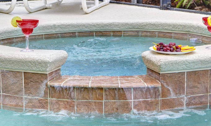 West Kissimmee Villa | NEW DISCOUNTS! 5-Star rated 4bed/3bath home in Emerald Island MINUTES to Disney!