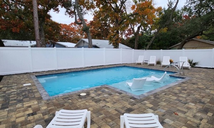 Windy Hill House | NEW! Dog friendly, private home with luxury pool!