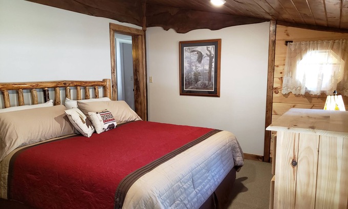 Warrensburg Cabin | NEW FAMILY CABIN! WELCOME!