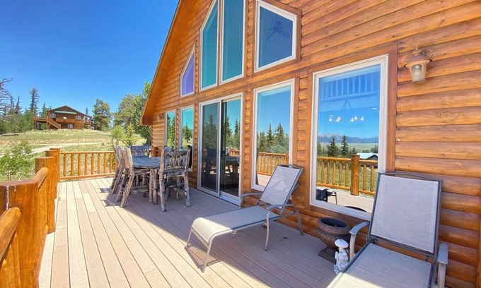 Indian Mountain Cabin | New! Family Getaway with Breathtaking Views/Fireplace/4 TV's/Fenced yard - Blissful Acres