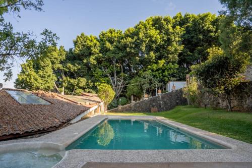 Cuernavaca House | New family house with pool jacuzzi and forest view