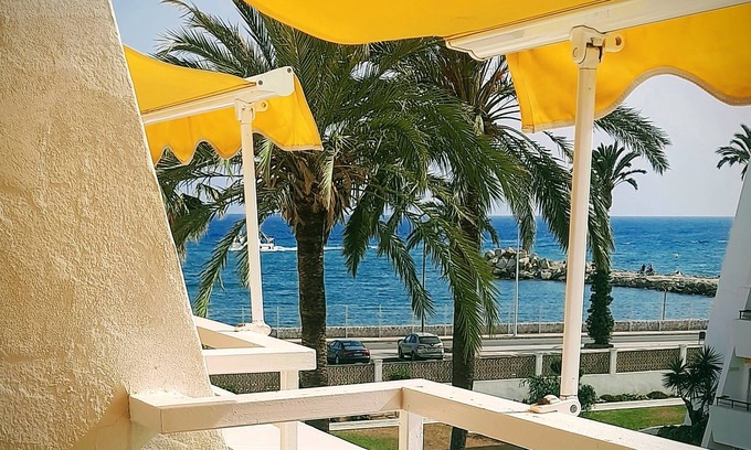 Caleta de Velez Apartment | NEW Firstline Beach, Sea View, Aircon, fast WiFi, Pool, 2 Sunny Terraces Parking