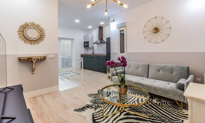 Gaztambide Apartment | New flat near the centre of Madrid by MH