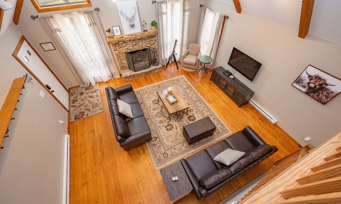 Sky Valley House | New! Get Your Creek On: Lake Access, Fireplace, Grill, Fire Pit!