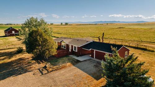 Sheridan House | NEW High Saddle Getaway