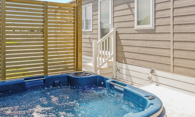 Looe House | New in 2017/2019. Stylish and contemporary holiday home.