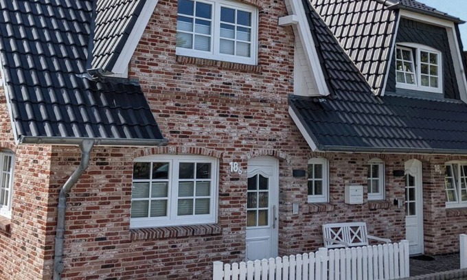 Tinnum Apartment | New! "Inselherz" ground floor - The high-quality Frisian house in the heart of the island of Sylt!