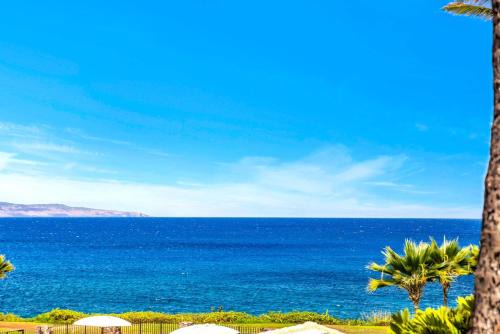 Napili Apartment | NEW KBM Resorts FREE CAR Kapalua Bay Villas Ocean View 1-Bedroom condo steps to beach with spacious lanai KBV-24G3