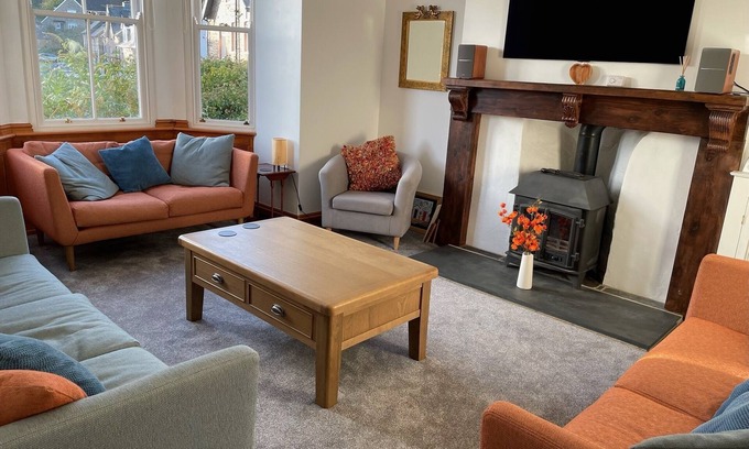Lynton House | New listing - Super comfortable large house in middle of Lynton!