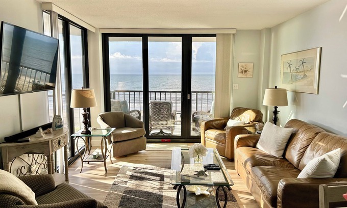 Crescent Beach Condo | New Listing! Oceanfront, Clean, 3 BR/3 BTH, Crescent Sands- North Myrtle Beach