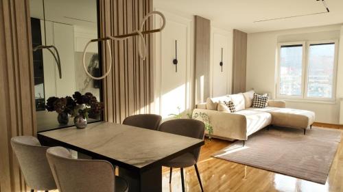 Palilula Apartment | New&Luxurious, Central&Comfortable
