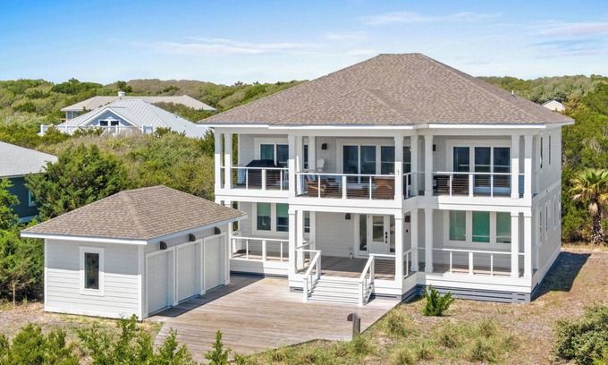 Bald Head Island House | New Luxurious Ocean View Oasis on South Beach with 4 Bed 4 Bath Bhi Club