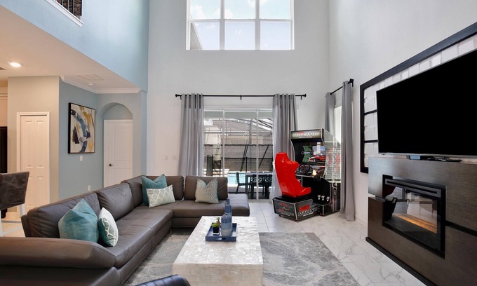 Kissimmee House | New Luxury 5BR Home with Pool & Spa in Storey Lake Resort