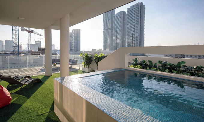 Jumeirah Village Circle Apartment | New Luxury Appart 2 Bed Private Pool 6 pers Oxford 212 JVC Dubai