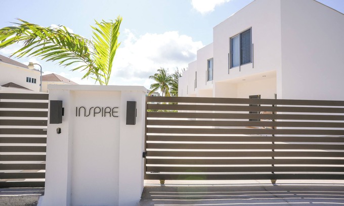 Nassau Condo | NEW Luxury Condo/Location/Pool/Beach/Baha Mar UNIT 4