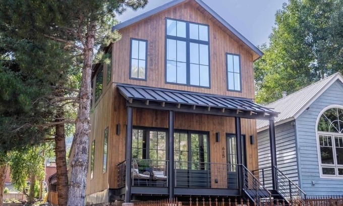 Ouray House | New Luxury Home in the Heart of Ouray, Walk Main St, Breathtaking Views, AC