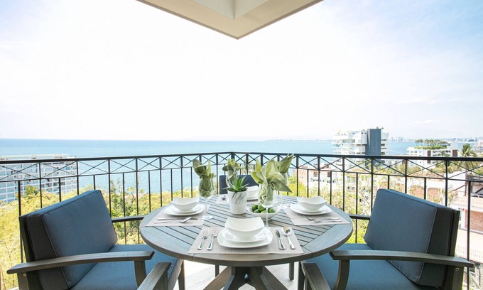 Conchas Chinas Condo | New Oceanview Condo! Lofts Delfines in Conchas Chinas 2BD Condo for rent in Conc