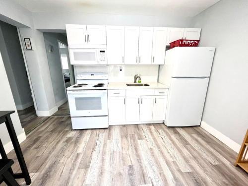 Pompano Beach Apartment | NEW Pompano Beach AirPark Duplex! Patio Parking!
