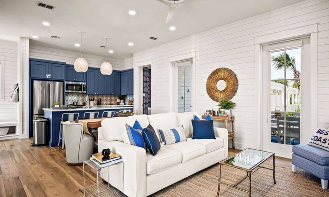 Port Aransas Cottage | New Pool-side Beach Villa in Cinnamon Shore + 20 resort like Amenities