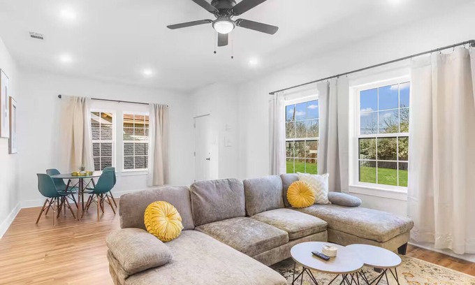 South Arlington House | NEW! Prime Location –Fast Access to Stadium & Fun!