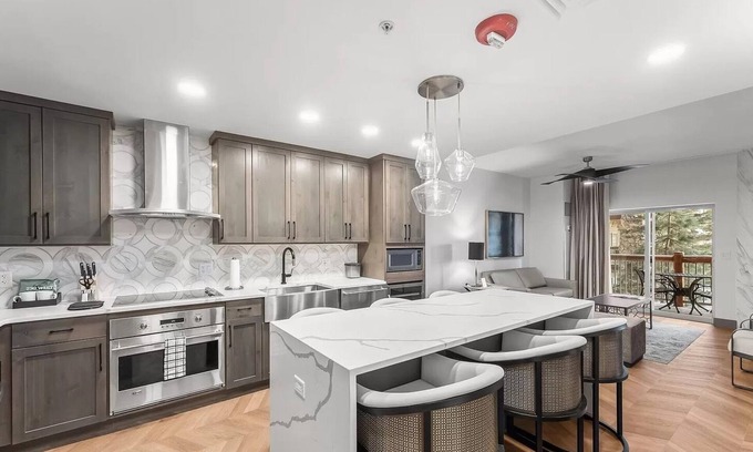 Park City Condo | New Renovated Luxury Westgate 1 BR just Steps to the Gondola and Trails