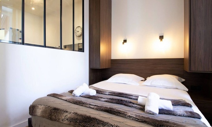 Annecy Old Town Apartment | New Sainte-Claire design vieille ville