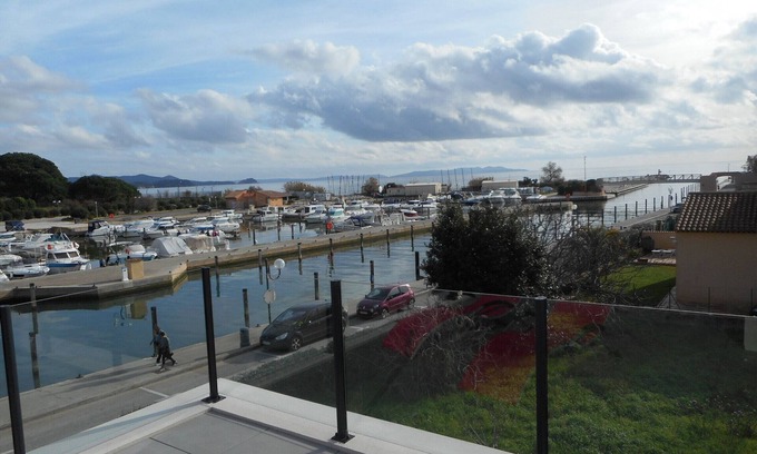 Miramar Villa | NEW SEASIDE VILLA SLEEPS 10 WITH SWIMMING POOL AND AMAZING VIEW