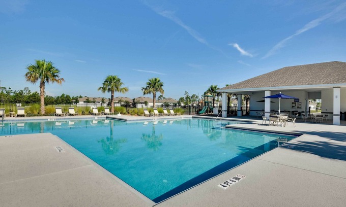 Glencoe House | New Smyrna Beach Vacation Rental w/Pool Access