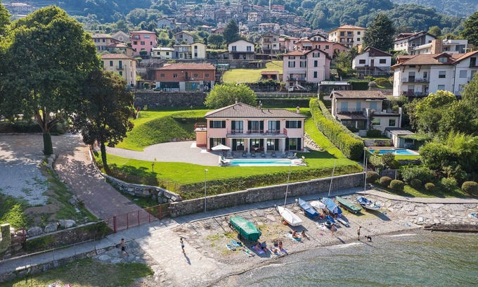 Naggio Villa | New stunning villa with pool and beach access! - Villa Angelina