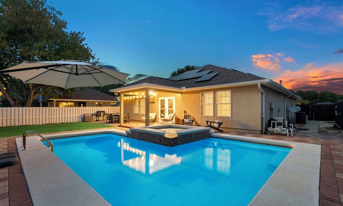Upper Grand Lagoon House | NEW! The Flip Flop Fortress