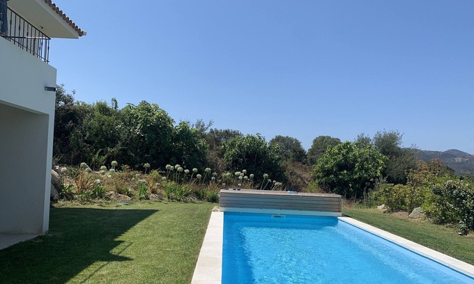 Lozari House | New villa 4 + 1 bedroom 5 bath heated pool wifi
