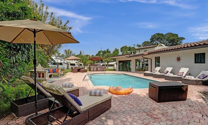 Fort Lauderdale Villa | NEW! Villa Riverland with Heated Pool on the Water