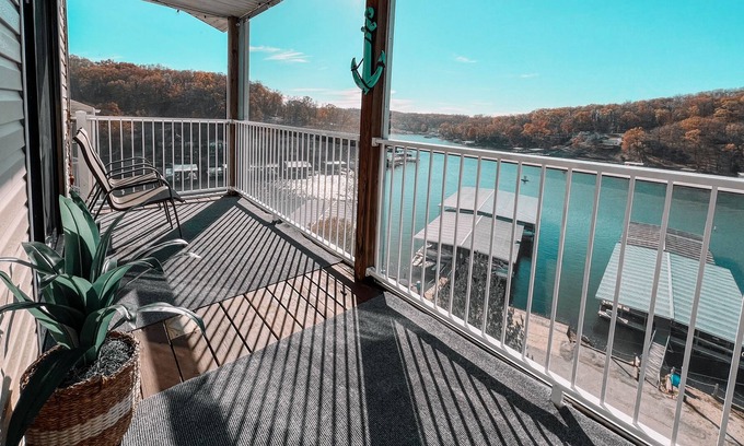 Lake Ozark Condo | NEW* Waterfront Ozark Getaway