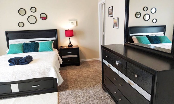 North Richland Hills House | New Year New You Rate for Limited Time