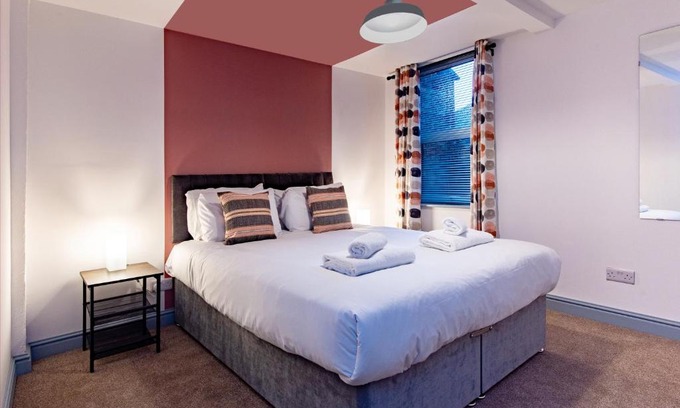 Newark Apartment | Newark Apartments: Ideal for Contractors with Parking
