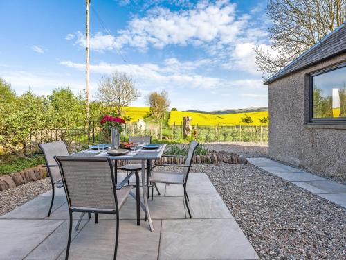 Auchterarder House | Newbigging Farm Cottage
