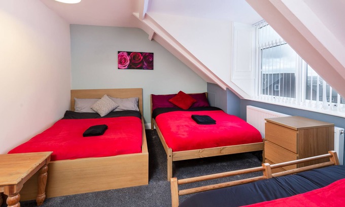Gateshead House | Newcastle 6 Bedroom Victorian house