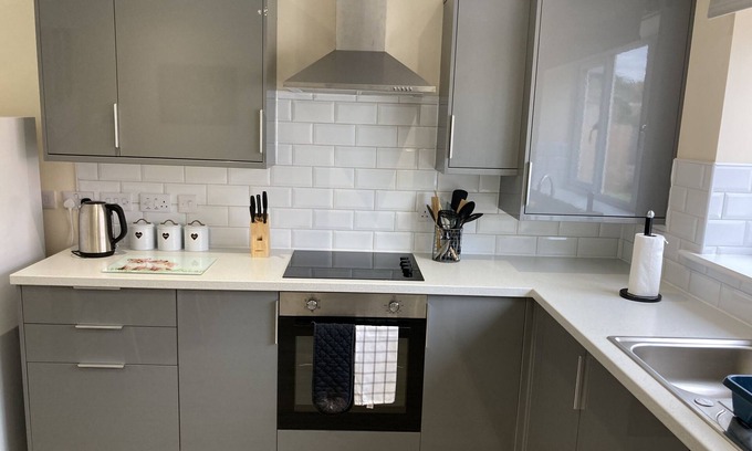 Balderton House | Newly Built 3 bedroom house with ample parking 2