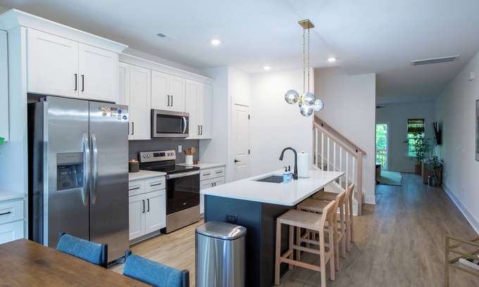 Charlotte House | Newly built - near southend/uptown 3-bedroom townhome