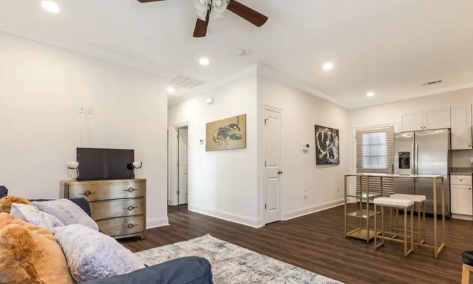 Saint Roch House | Newly Constructed 3 Bedroom in Historic Area