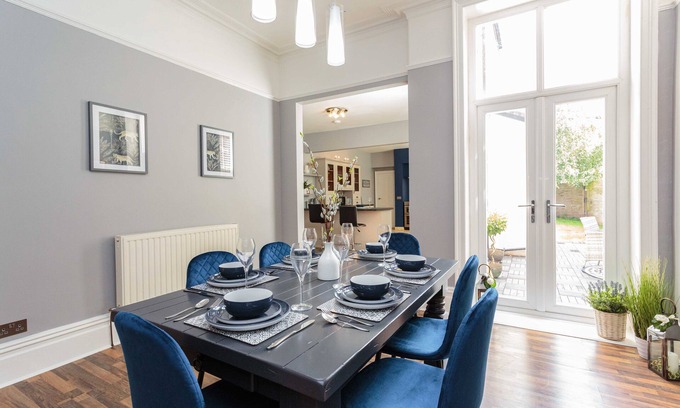 Lytham St. Anne's House | Newly Refurbished 5 bedroom 3 bathroom Superior Stay