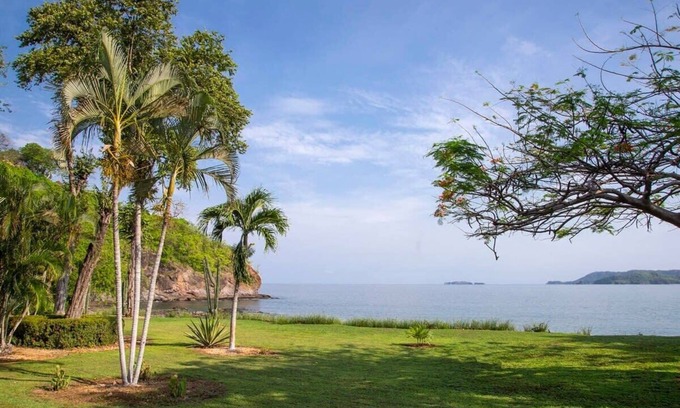 Playa Flamingo Condo | Newly Remodeled Beachfront Condo, Ground-Floor Terrace & Direct Access to Playa