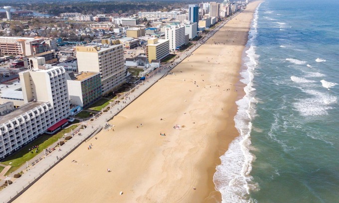 Northeast Virginia Beach Condo | Newly Remodeled Oceanfront Condo In The 'Heart' Of The Resort Strip