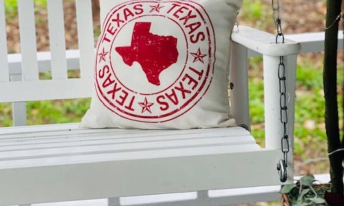 Brenham House | Newly remodeled studio near downtown Brenham