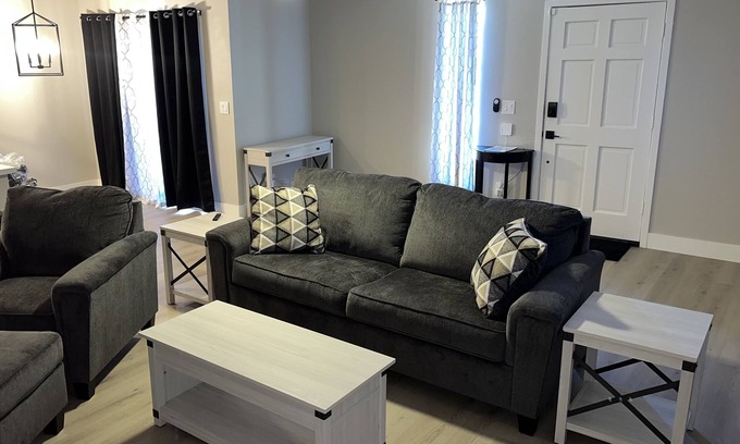 Fontana House | Newly Remodeled, Cozy & Private Condo - Beautiful Fountain Hills - Near Fountain