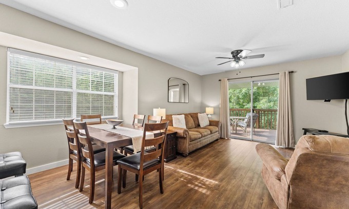 Indian Point Condo | Newly remodelled, 2 bedroom condo with pool and close to SDC!